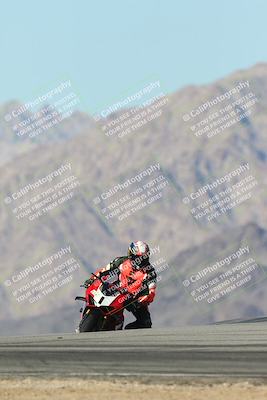 media/Dec-04-2025-Racers Edge (Thu) [[5ebc9f124d]]/3-B Group/6-Session 4 (Turn 9)/